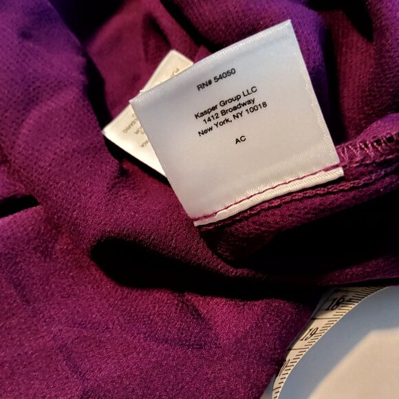 Purple Kasper V-Neck Long Sleeve Blouse Womens Size M V-neckline Long sleeves - Picture 7 of 11